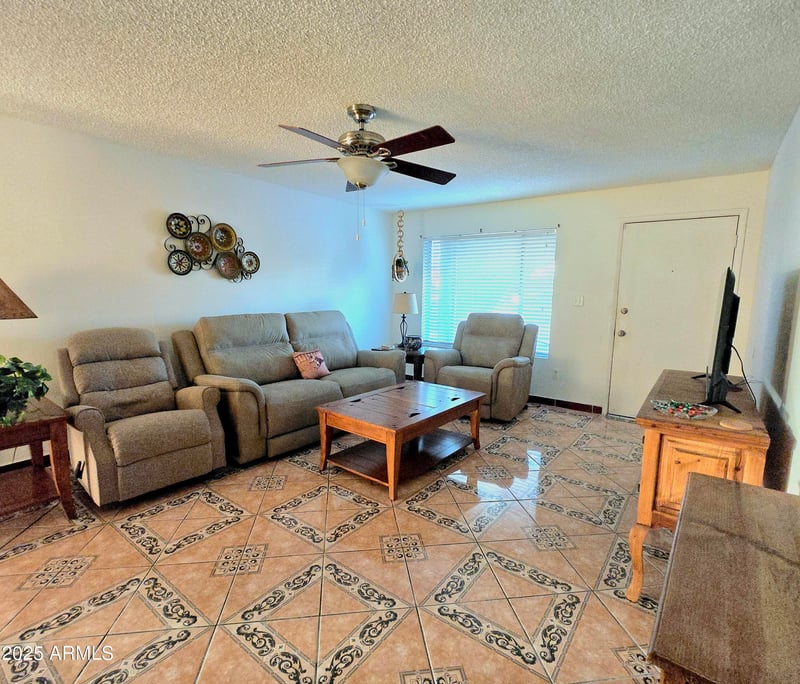 3515 Campo Bello Dr, Phoenix, AZ 85032