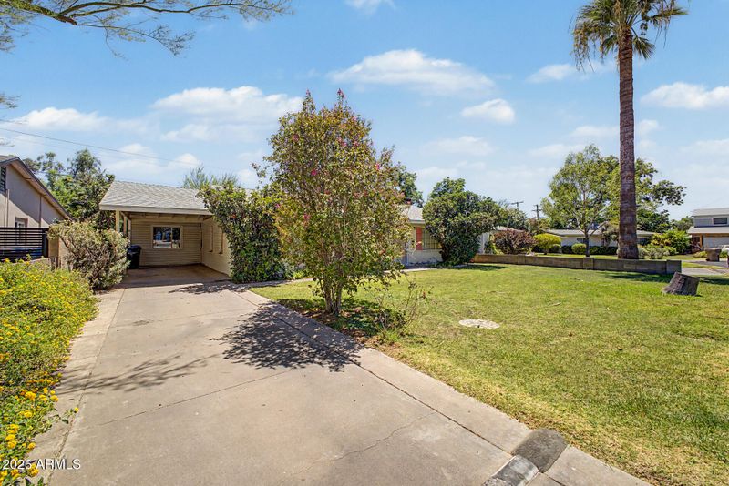 3515 E Amelia Ave, Phoenix, AZ 85018