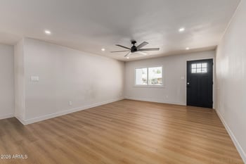 3515 E Winchcomb Dr, Phoenix, AZ 85032