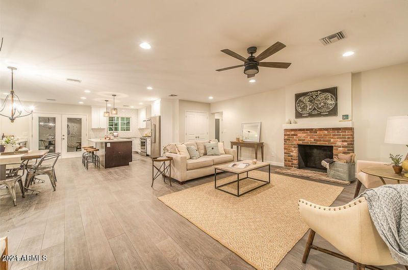 3515 N 34th St, Phoenix, AZ 85018