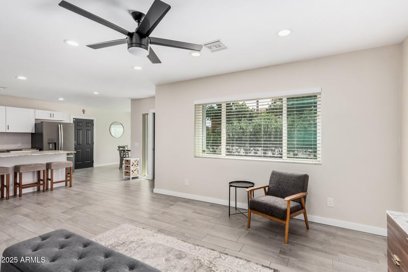 3516 Earll Dr, Phoenix, AZ 85018