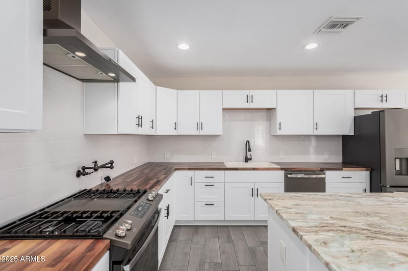 3516 Earll Dr, Phoenix, AZ 85018