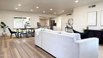 3517 El Moro Ave, Mesa, AZ 85204