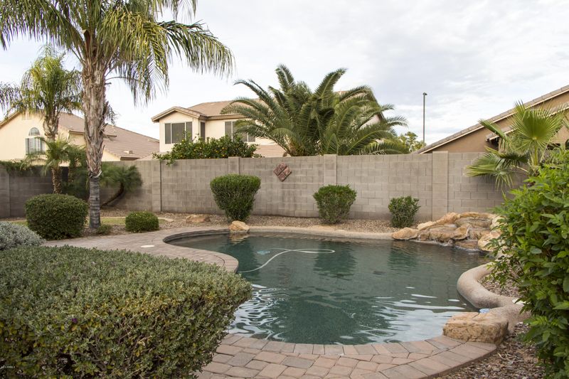 3517 S Sawmill Rd, Gilbert, AZ 85297