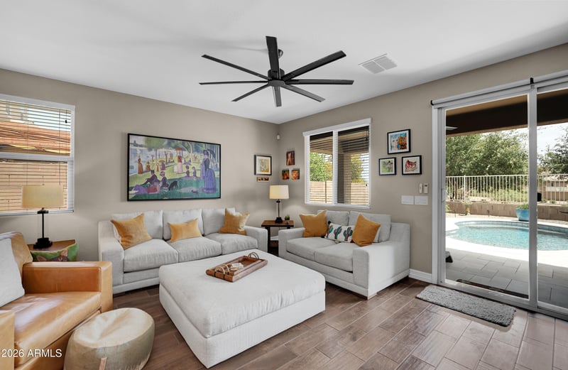35171 N Braeden Dr, San Tan Valley, AZ 85144