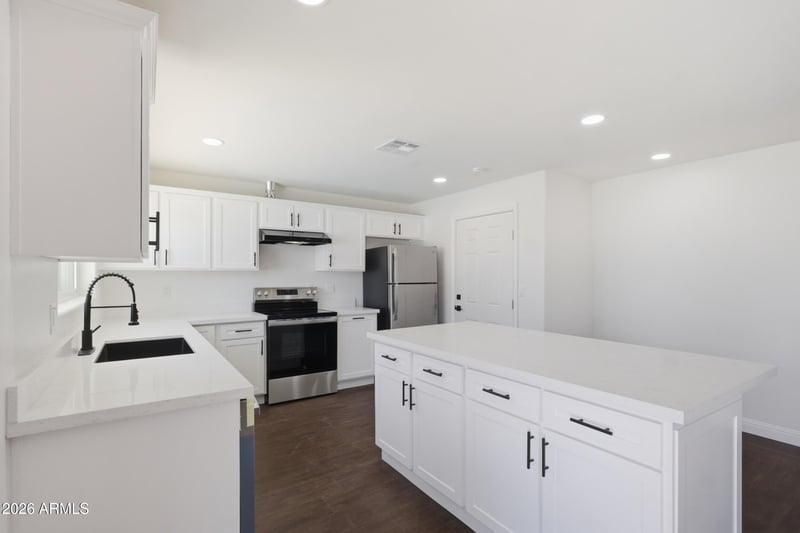 3518 E Angela Dr, Phoenix, AZ 85032
