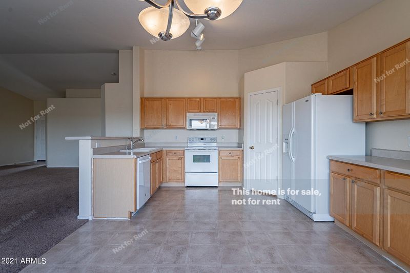 3518 E Sebastian Ln, Gilbert, AZ 85297