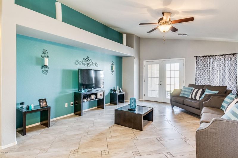 3518 W Saint Charles Ave, Phoenix, AZ 85041