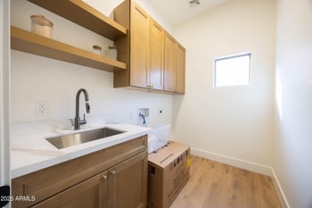 3519 Bridgeport Pw, Gilbert, AZ 85295