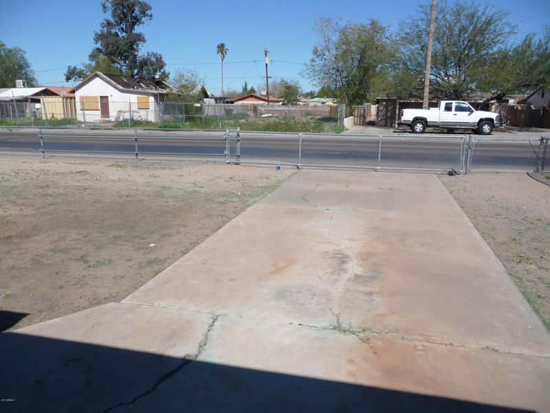 3519 W Roosevelt St, Phoenix, AZ 85009