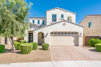 3520 Crest Ln, Phoenix, AZ 85050