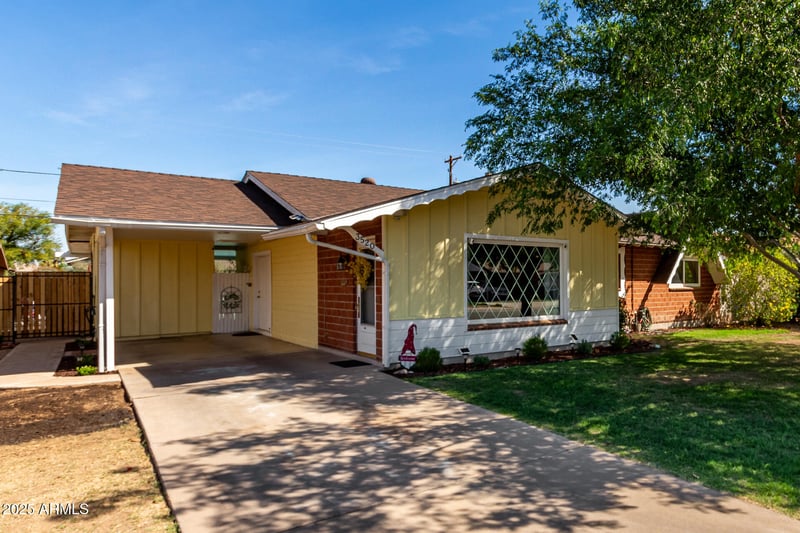 3520 Mclellan Blvd, Phoenix, AZ 85019