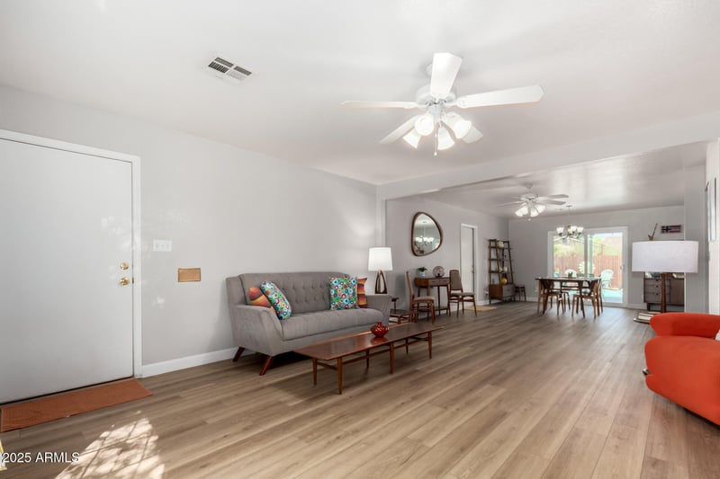 3520 Mclellan Blvd, Phoenix, AZ 85019