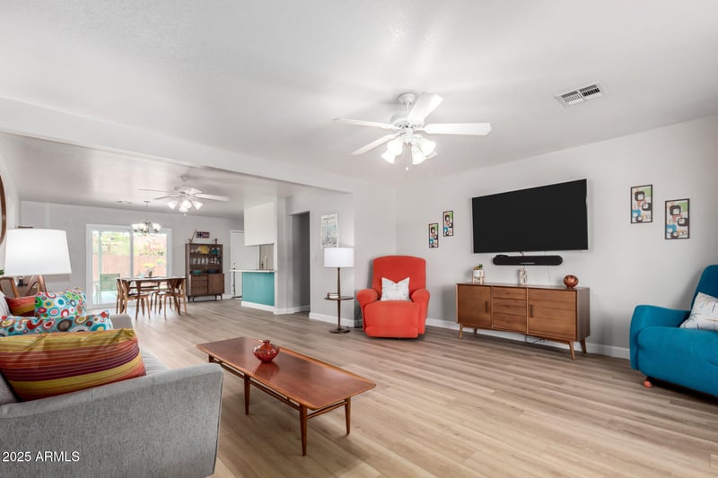 3520 Mclellan Blvd, Phoenix, AZ 85019