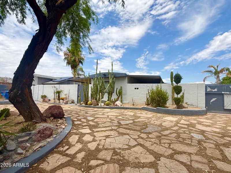 3520 W Monona Dr, Glendale, AZ 85308