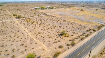 35203 Indian School Rd #5, Tonopah, AZ 85354