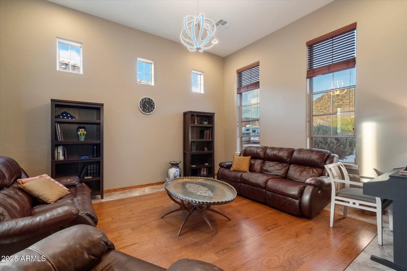 35206 27th Ave, Phoenix, AZ 85086