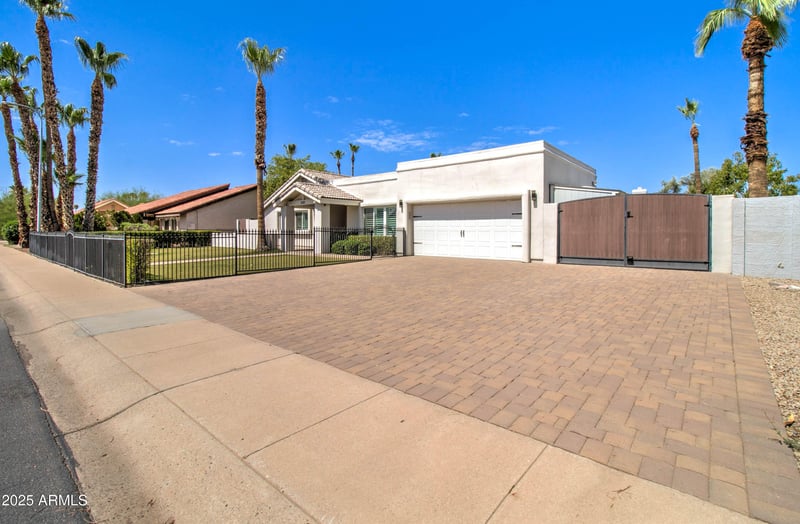 3522 Kachina Dr, Tempe, AZ 85282