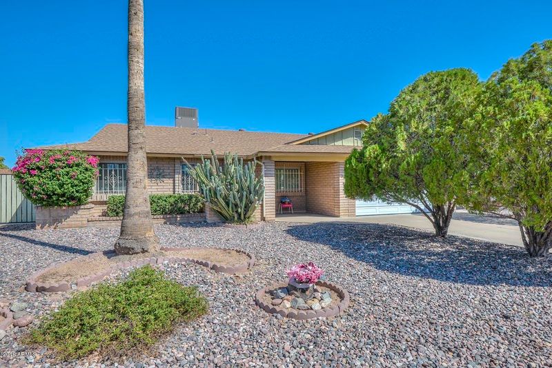 3522 W Villa Rita Dr, Glendale, AZ 85308