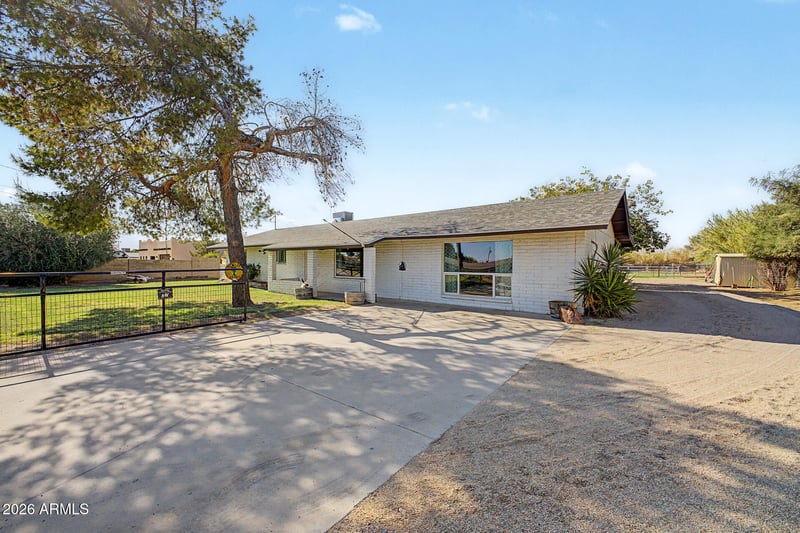 3522 W Westcott Dr, Glendale, AZ 85308