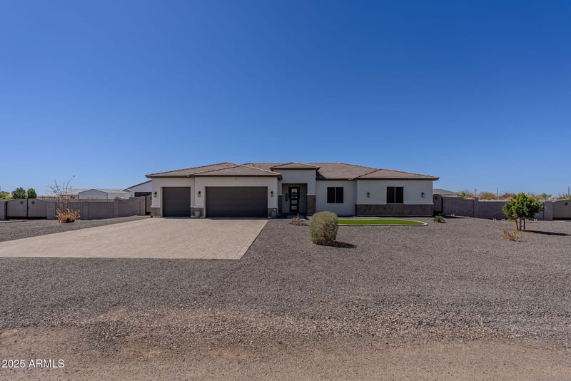 35222 N Fieldview Dr, San Tan Valley, AZ 85140