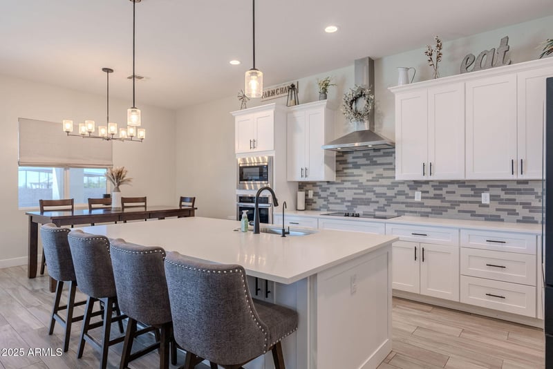 35222 N Fieldview Dr, San Tan Valley, AZ 85140