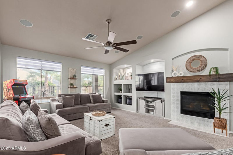 3523 Buckhorn Trl, Phoenix, AZ 85083