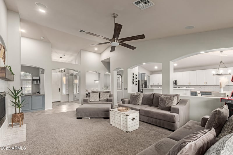 3523 Buckhorn Trl, Phoenix, AZ 85083