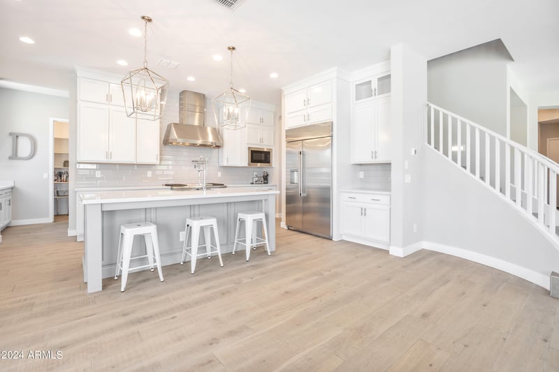 3523 E Cashman Dr, Phoenix, AZ 85050