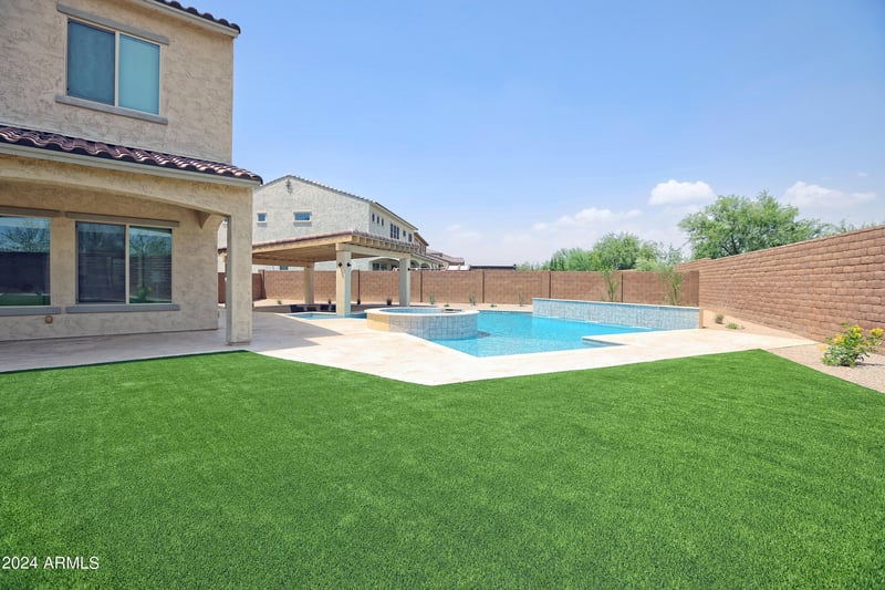 3523 E Cashman Dr, Phoenix, AZ 85050