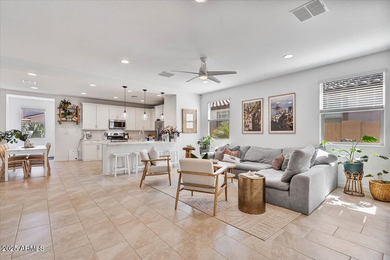 3525 Dakota Dr, San Tan Valley, AZ 85143