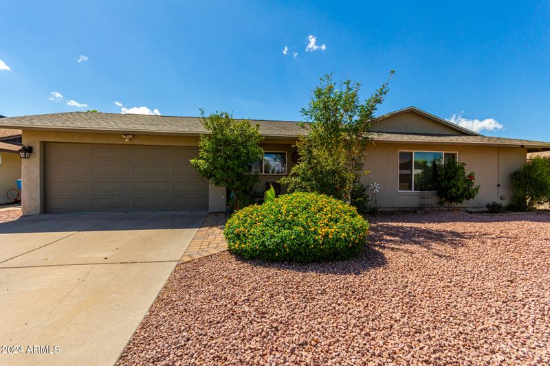 3525 W Saint Moritz Ln, Phoenix, AZ 85053