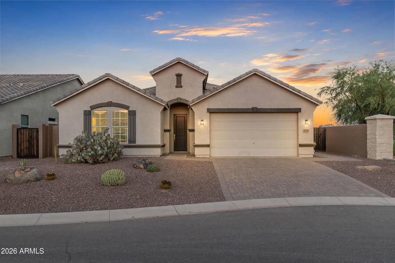 35259 N Donovan Dr, San Tan Valley, AZ 85144