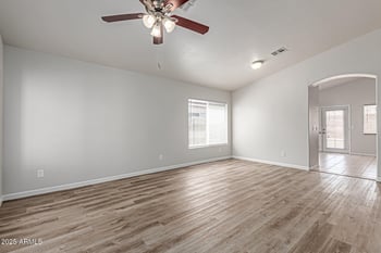 3526 Sands Dr, Glendale, AZ 85310