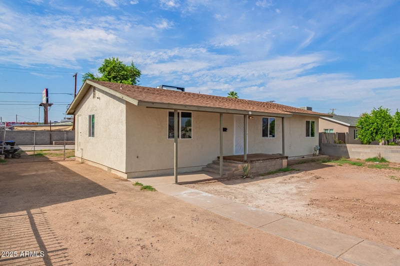 3527 Almeria Rd, Phoenix, AZ 85009