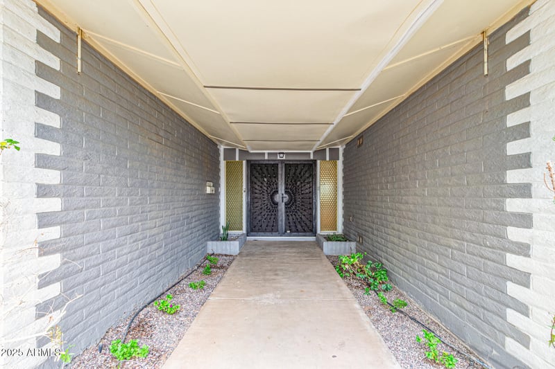 3527 Oak St, Tempe, AZ 85282