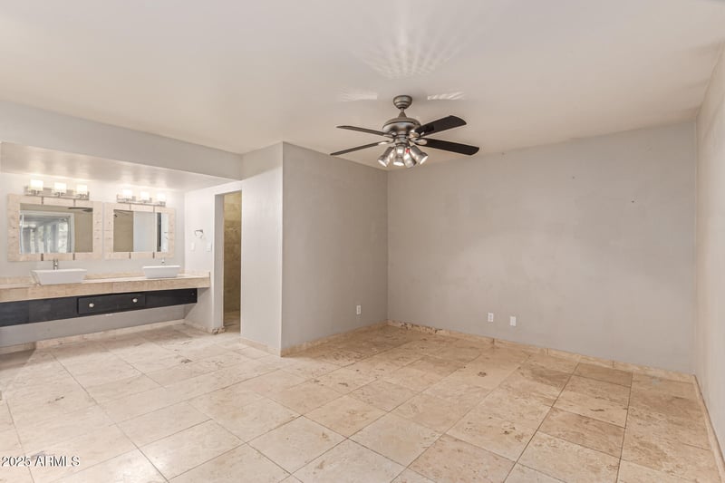 3527 Oak St, Tempe, AZ 85282