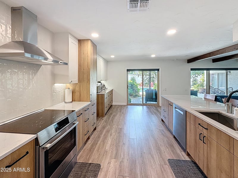 3529 Cannon Dr, Phoenix, AZ 85028