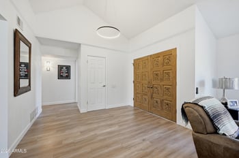 3529 E Cannon Dr, Phoenix, AZ 85028