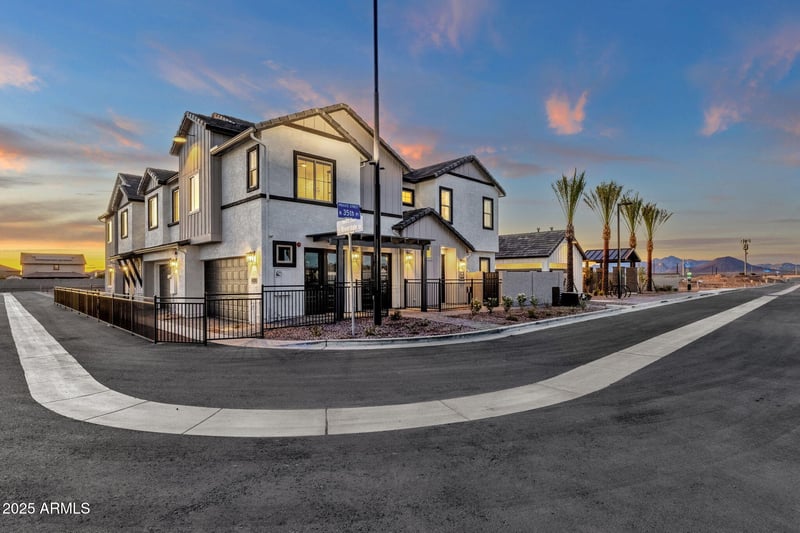 3529 Rollins St, Mesa, AZ 85213