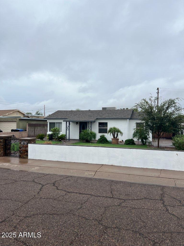3529 Taylor St, Phoenix, AZ 85008