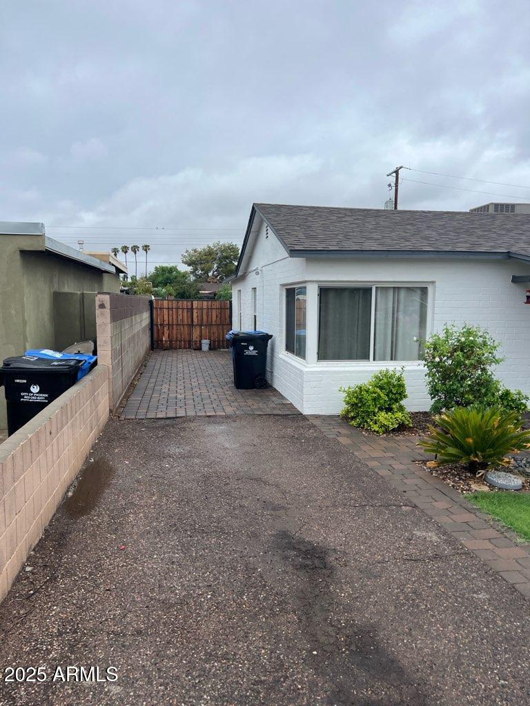 3529 Taylor St, Phoenix, AZ 85008