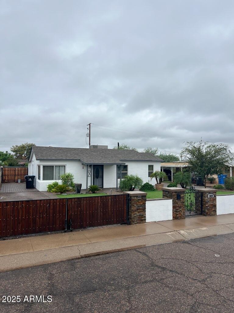 3529 Taylor St, Phoenix, AZ 85008