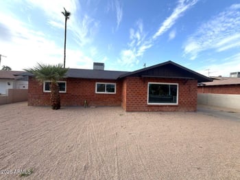 3529 W Stella Ln, Phoenix, AZ 85019