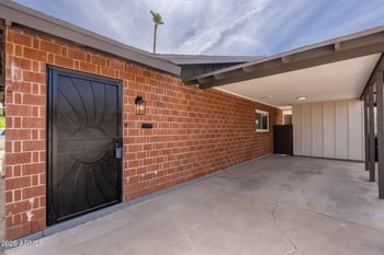 3529 W Stella Ln, Phoenix, AZ 85019