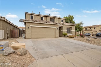 353 Chelsea Dr, San Tan Valley, AZ 85140