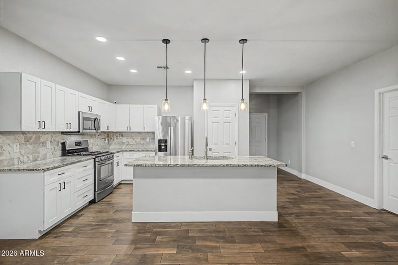 353 Chelsea Dr, San Tan Valley, AZ 85140