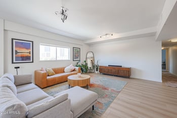 353 E Thomas Rd #C408, Phoenix, AZ 85012