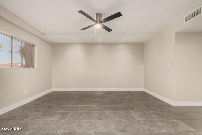 353 Thomas Rd #C101, Phoenix, AZ 85012