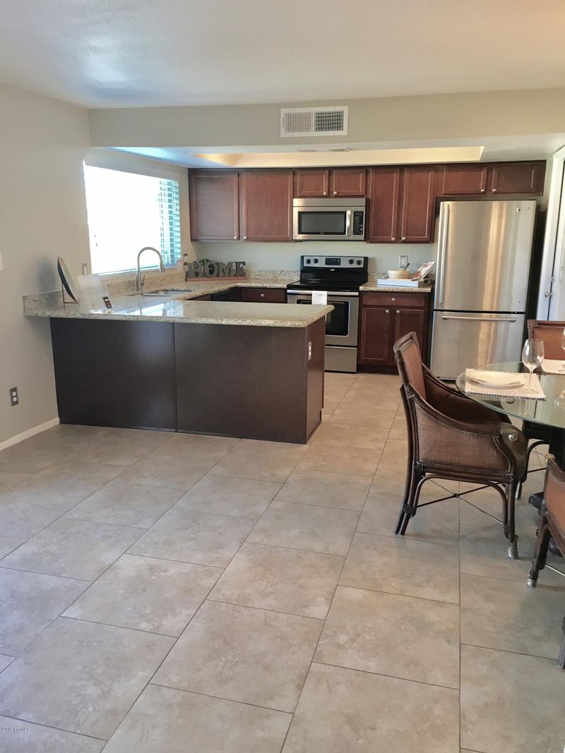3530 E Angela Dr, Phoenix, AZ 85032